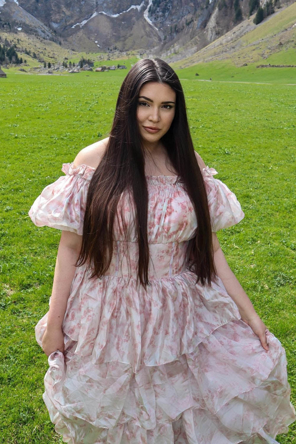 Vestido de Baile com Corpete, Decote Coração, Babados em Camadas, Fenda Alta, Sereia de Renda Brilhante Ms2504111