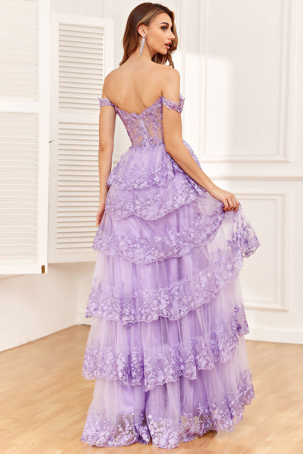 Robe de bal bordeaux à une épaule longue avec fente robe de soirée formelle en dentelle appliquée robe de soirée pour adolescentes