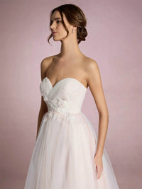Sweetheart Tulle Wedding Dresses A-Line Bridal Gown with Flower Ms250921510