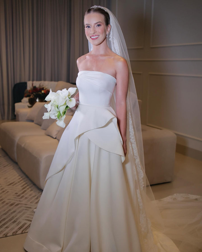 Elegant Satin Strapless Wedding Dress Brrides Simple Ruffles Layered Skirt Bridal Gown Ms250101