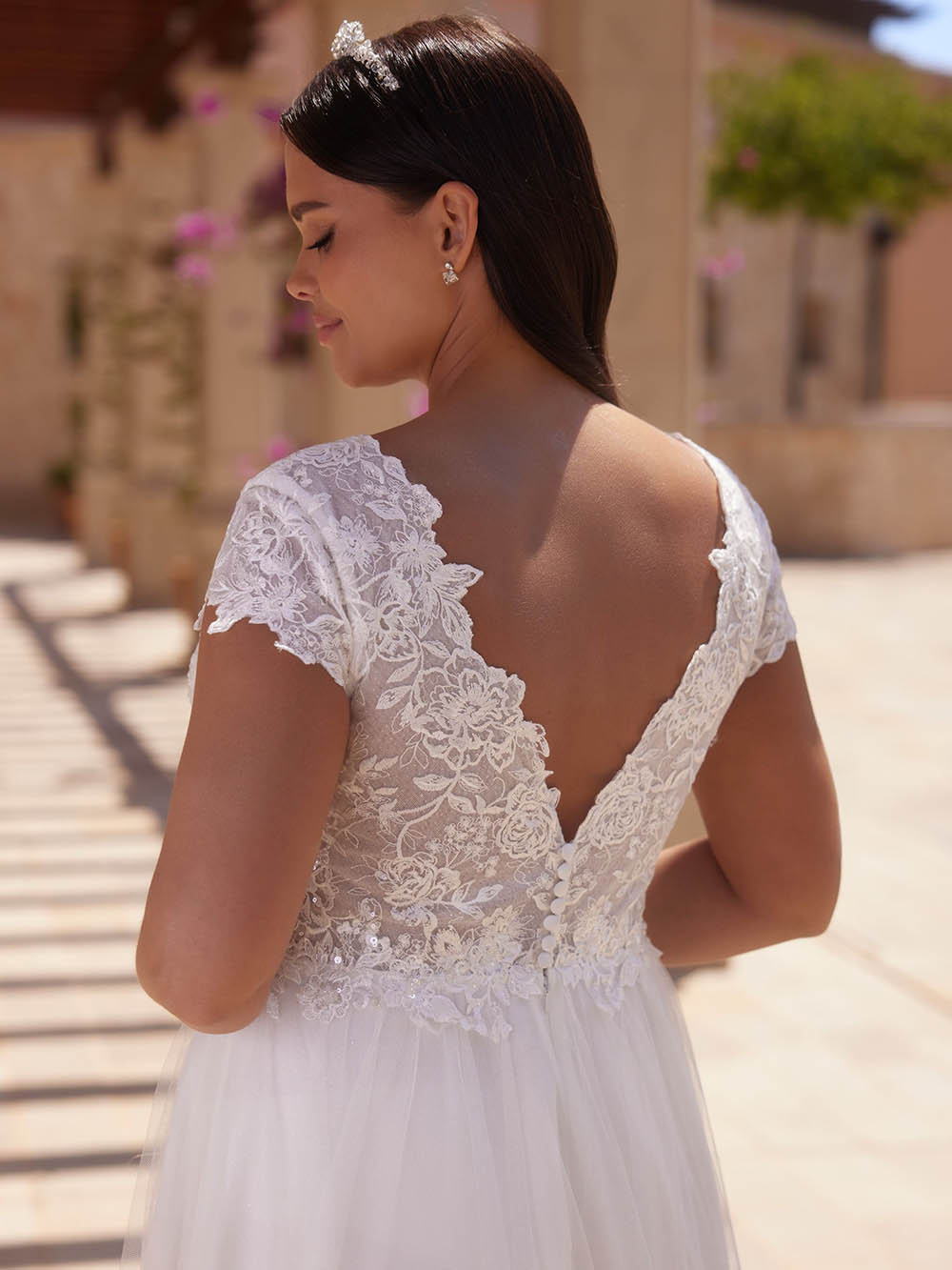 Langärmelige Brautkleider für die Braut, Brautkleider mit V-Ausschnitt, Spitzentüll, Brautkleider für Frauen mit Schleppe