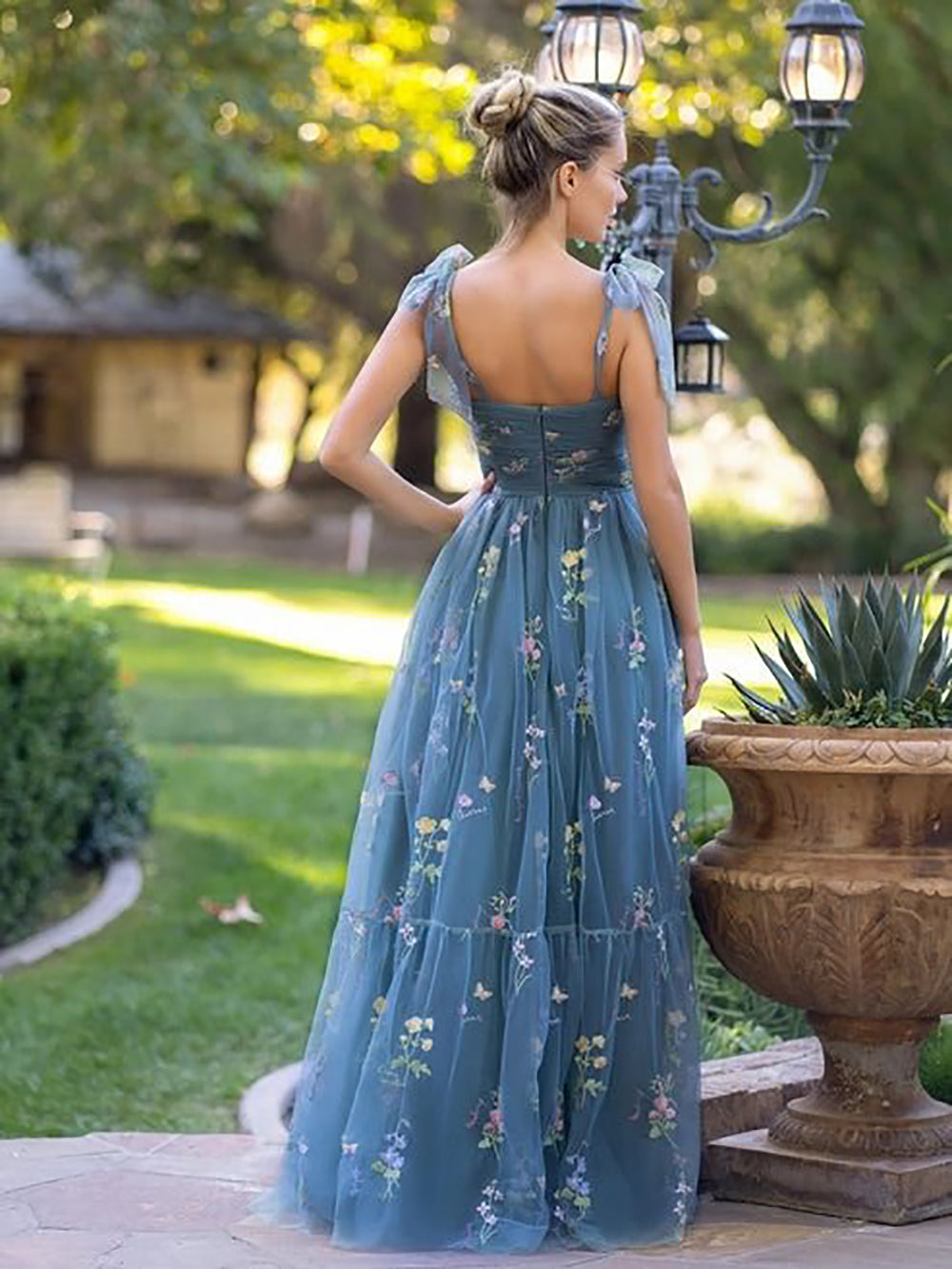 Tulle Prom Dress Embroidered A-Line Party Gown Bow Straps Garden Evening Dress Ms2606226