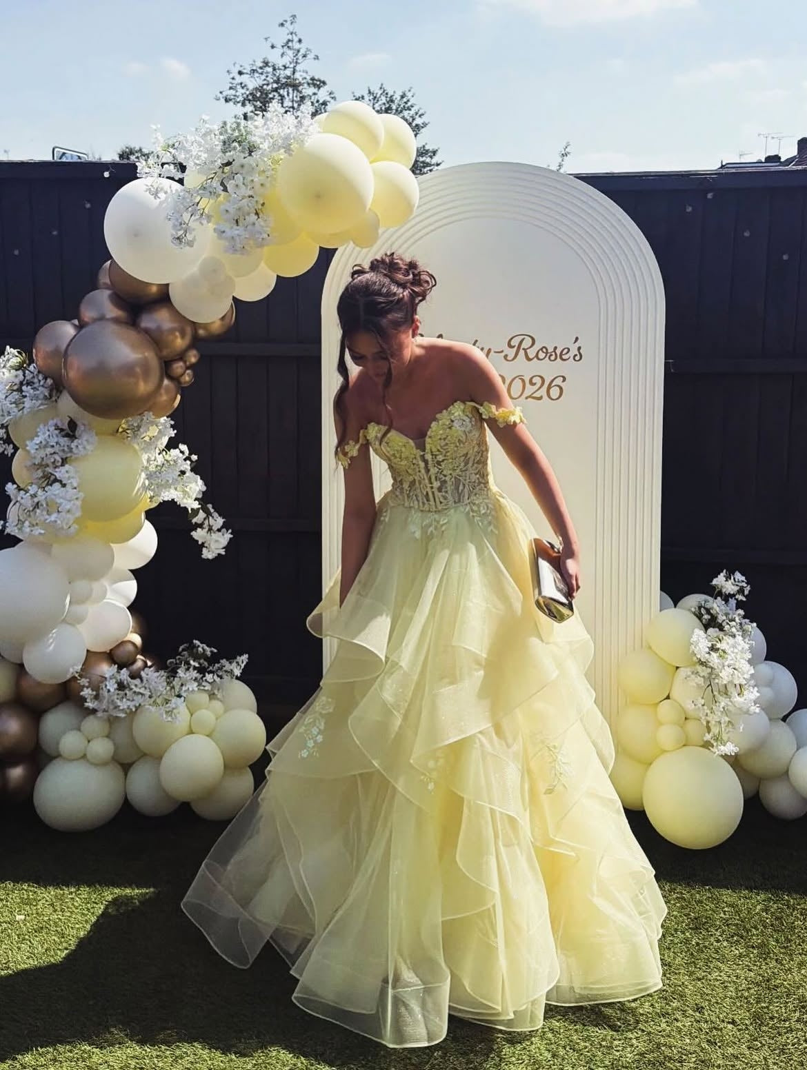 Yellow Prom Dress Off Shoulder Lace Applique Corset Ball Gown Tiered Princess Evening Dress Ms2607186
