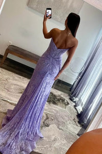 Robe de soirée longue à paillettes asymétrique avec fente et paillettes