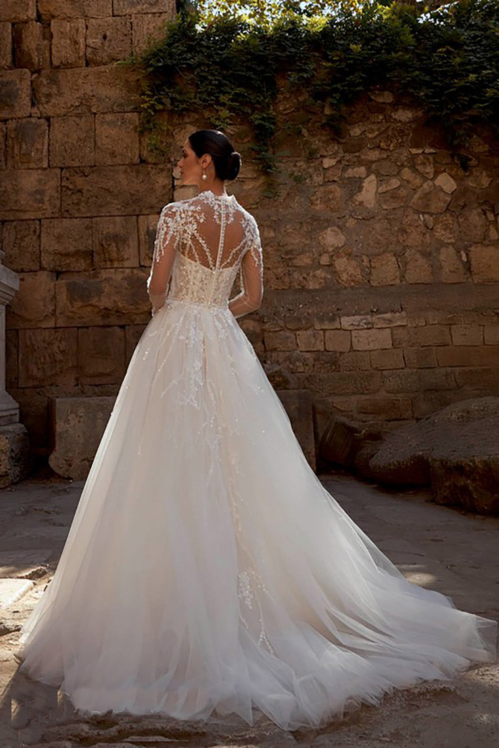 Illusion High Neck Lace Wedding Dress Long Sleeves Beaded Bridal Dress Ms2602261