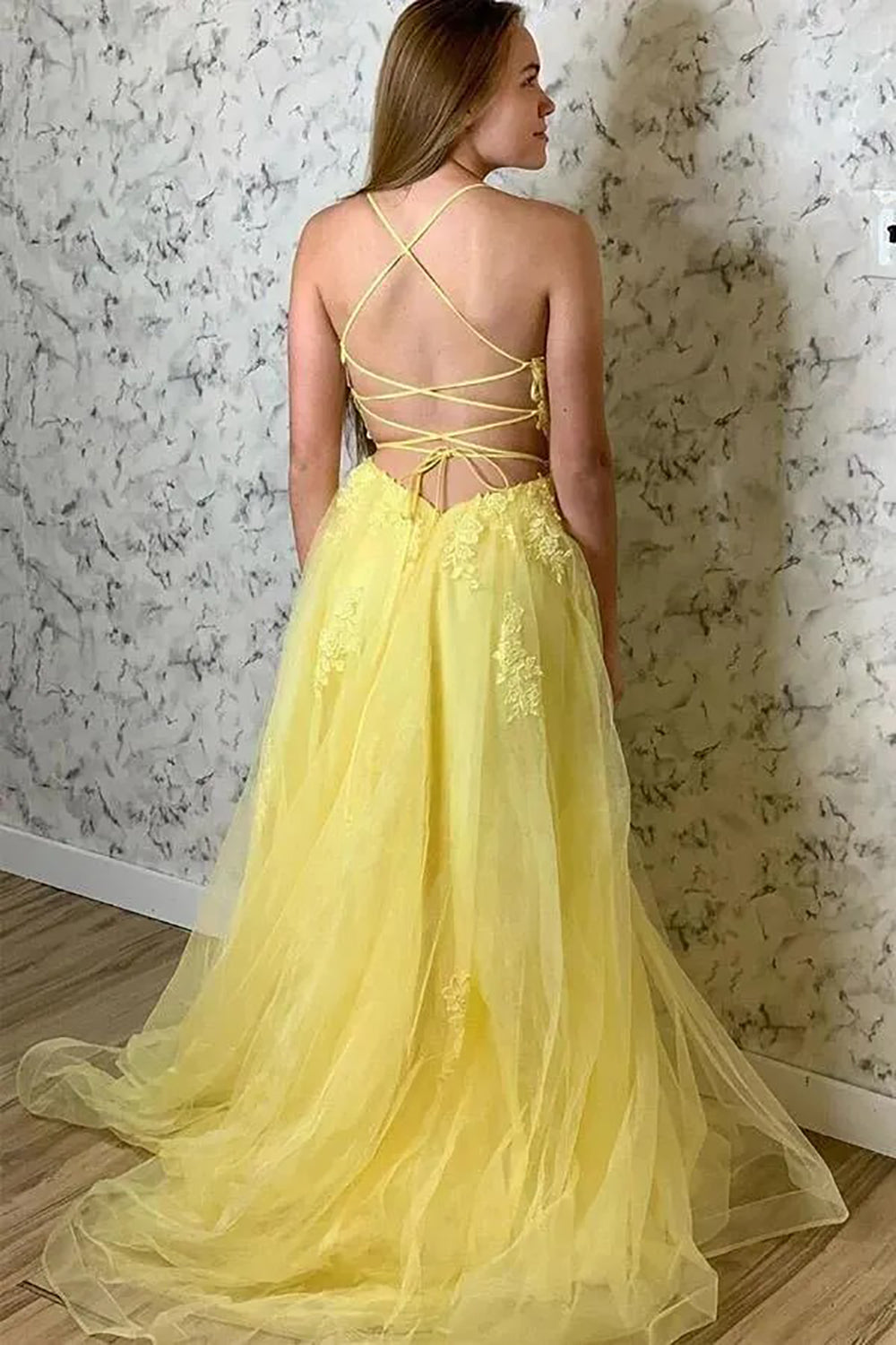 Yellow Lace Appliques Prom Dress A Line Tulle Evening Dress Spaghetti Straps Party Dress Ms262204