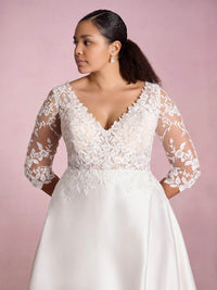Plus Size Wedding Dresses V Neck Lace Appliques Satin A Line Bridal Dress Ms2509258
