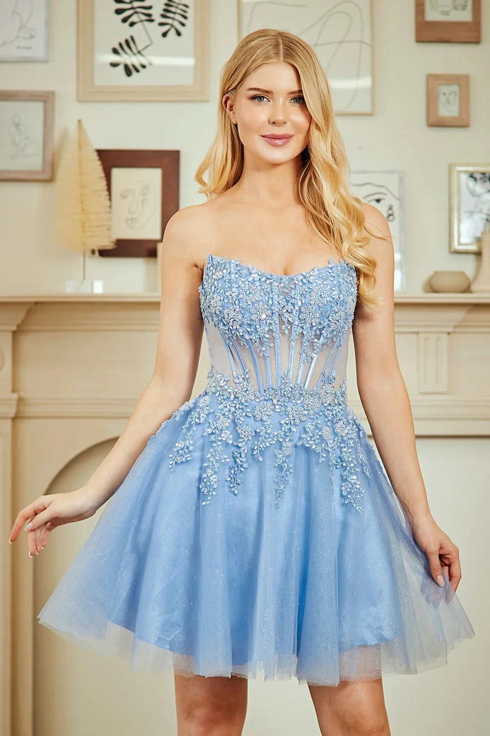 Lace Appliques Beaded Sheer Strapless Homecoming Dress Corset Tulle Short Cocktail Dress Ms2610236
