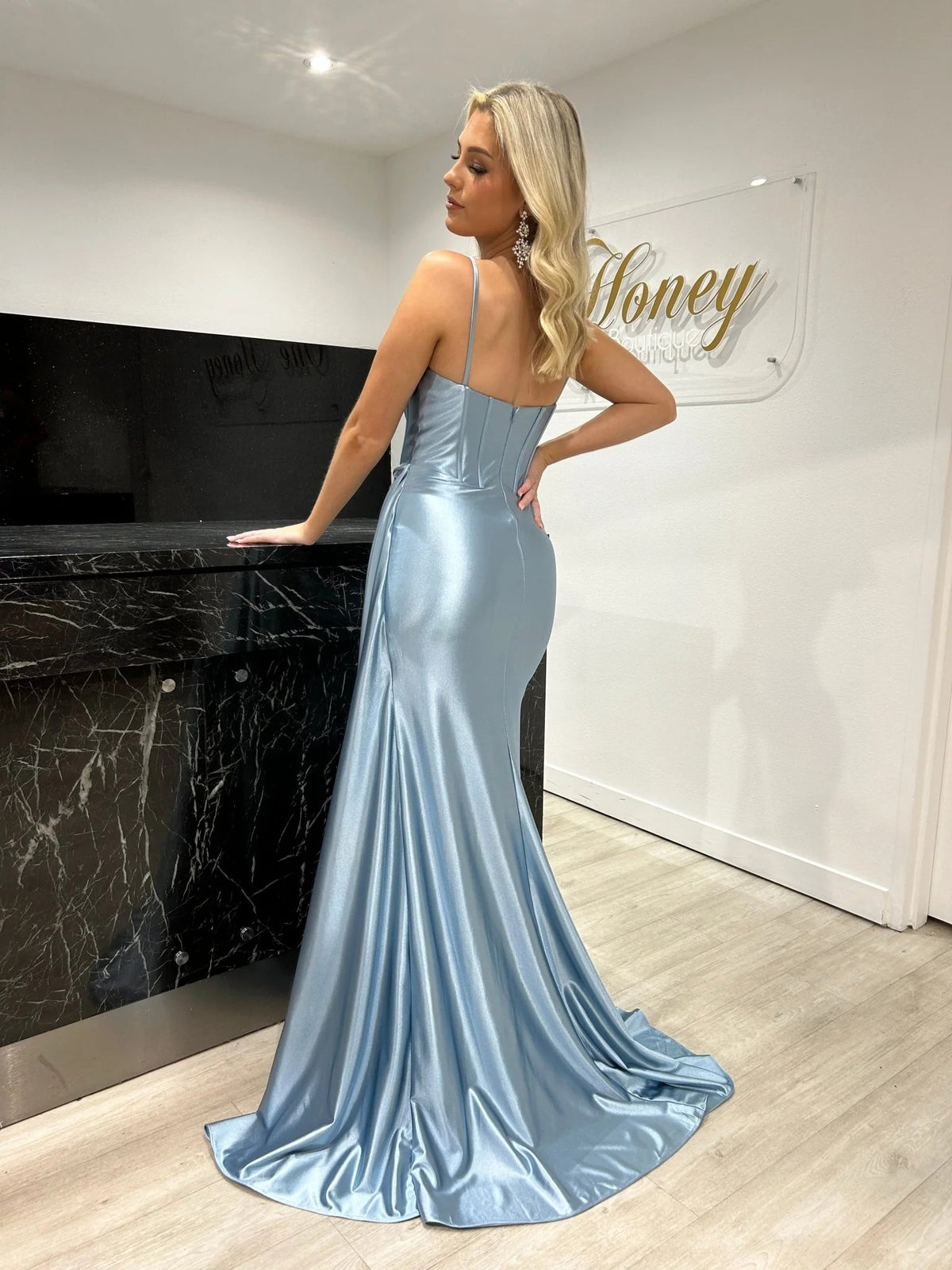Satin Mermaid Prom Dress Crystal Sexy Slit Spaghetti Strap Formal Evening Dress Ms2601242