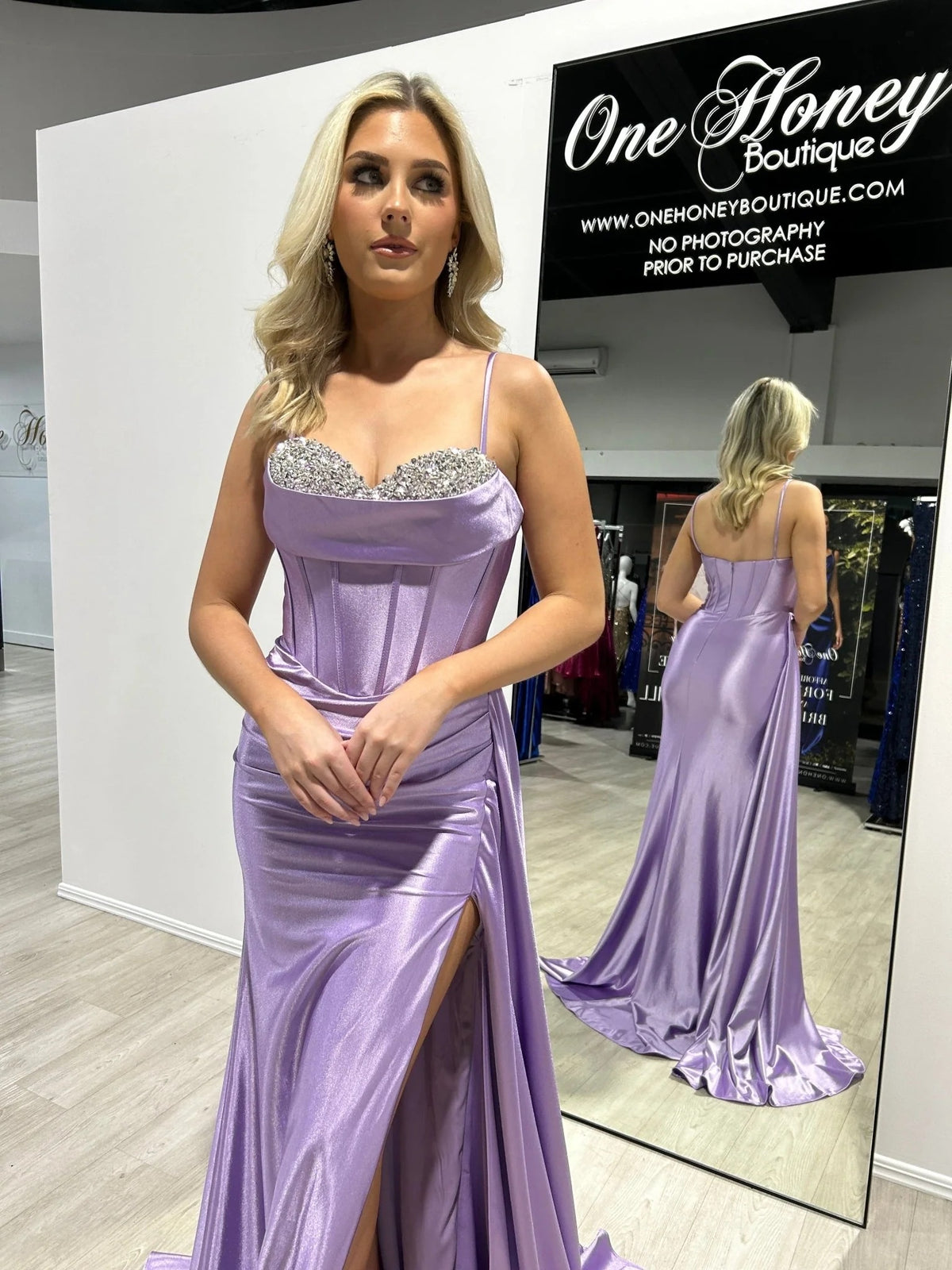 Satin Mermaid Prom Dress Crystal Sexy Slit Spaghetti Strap Formal Evening Dress Ms2601242