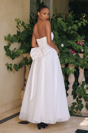 White Strapless Prom Dress A Line Tulle Bridal Gown Bow Homecoming Dress Ms26102203