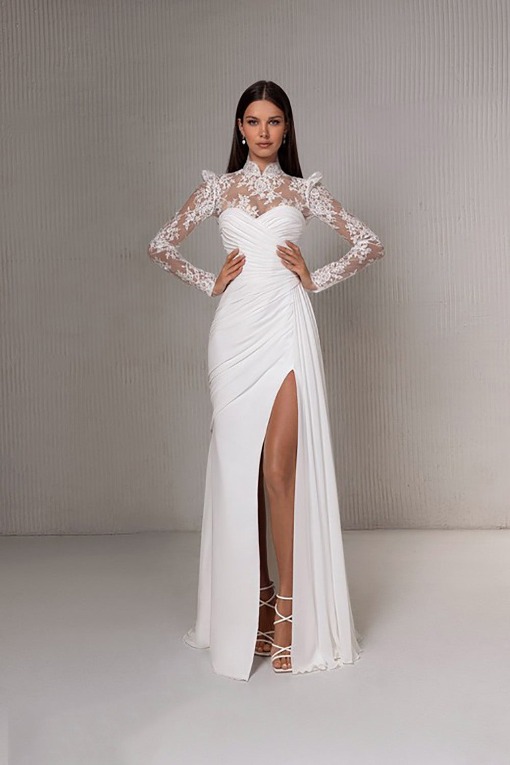 Langärmelige Brautkleider für die Braut, Brautkleider mit V-Ausschnitt, Spitzentüll, Brautkleider für Frauen mit Schleppe