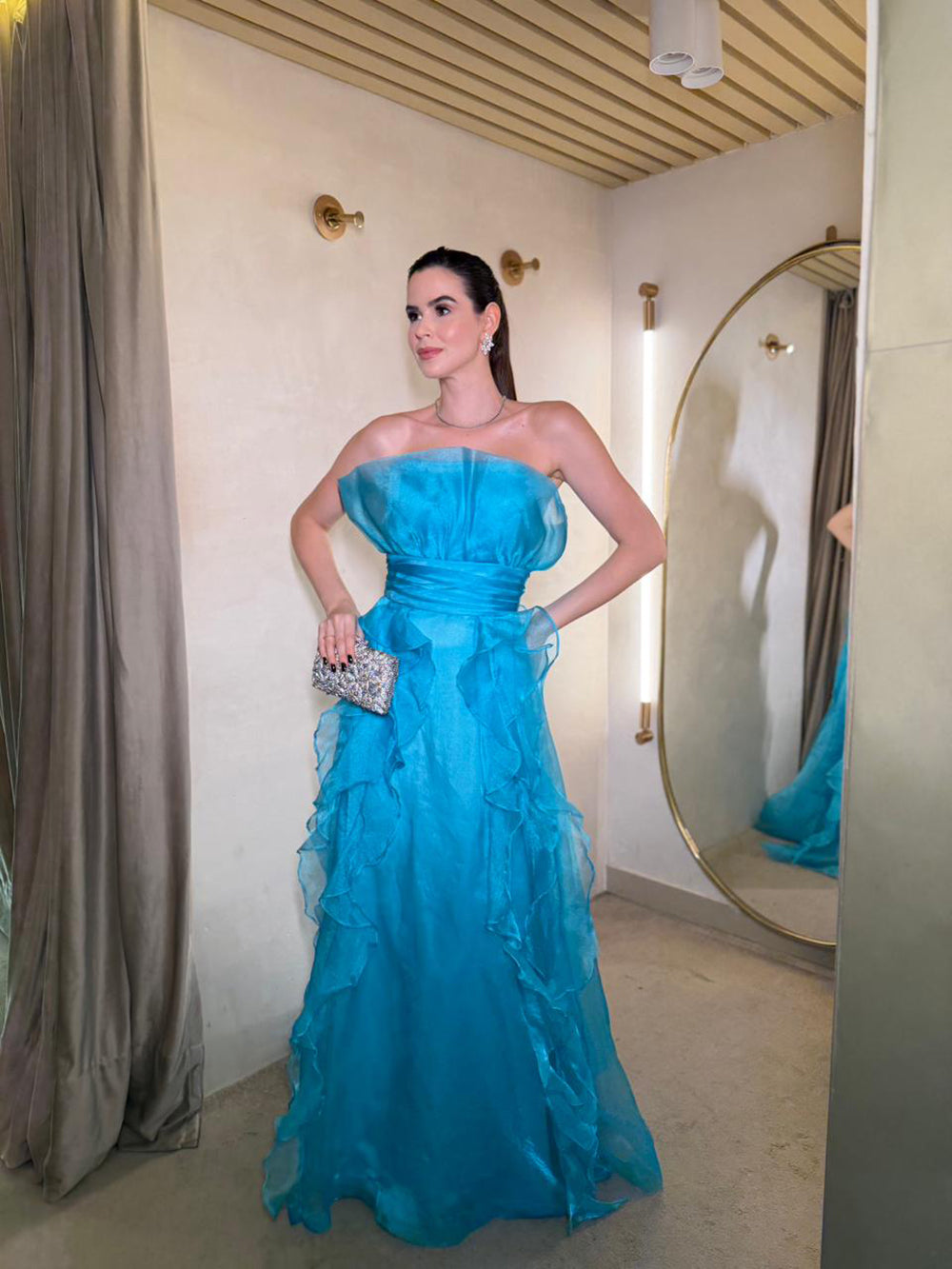 Vestido de Baile Elegante em Camadas com Aplicações de Renda, Sem Mangas, Pregas, Vestido Formal Ms2504071
