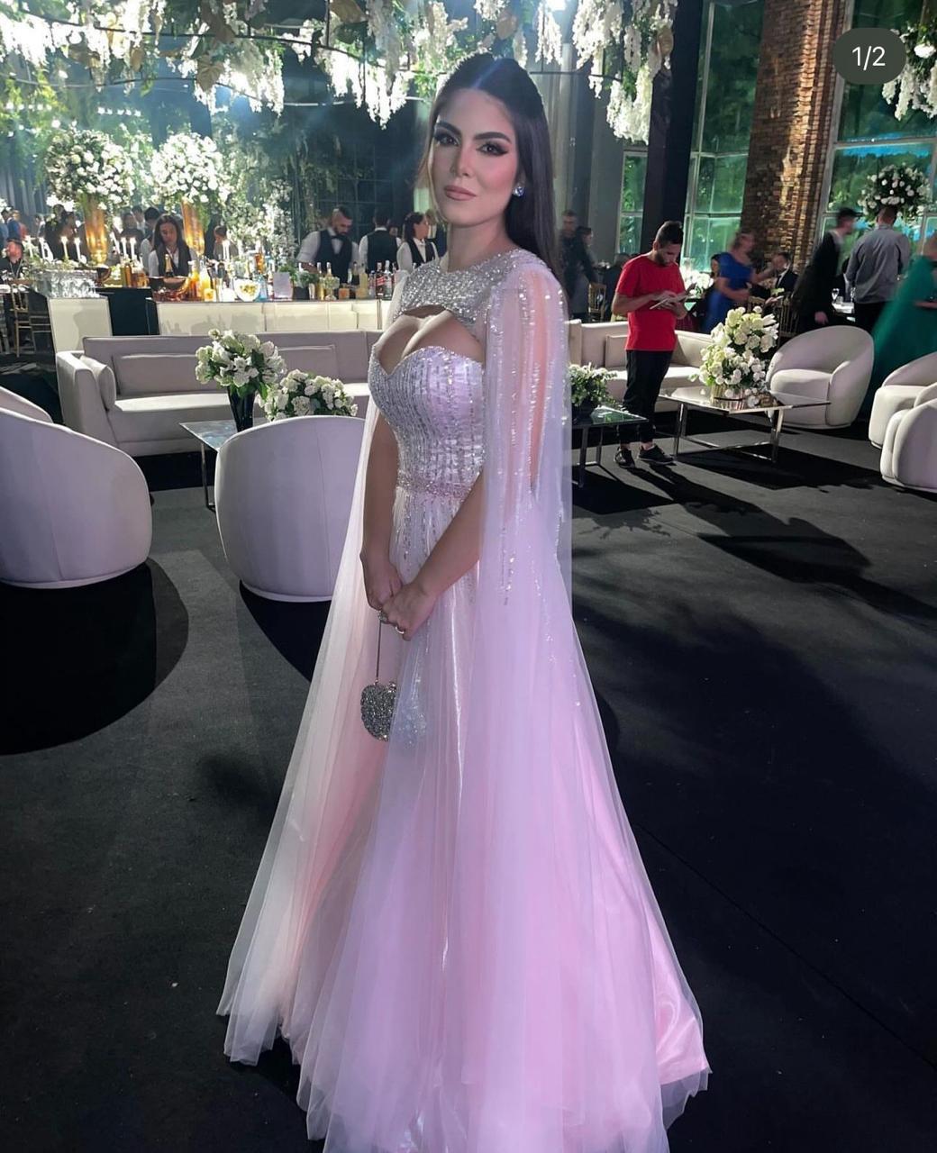 Ballkleid mit tiefem Ausschnitt und Spaghettiträgern, A-Linie, Tüll, Abendkleid, langes formelles Kleid für Damen