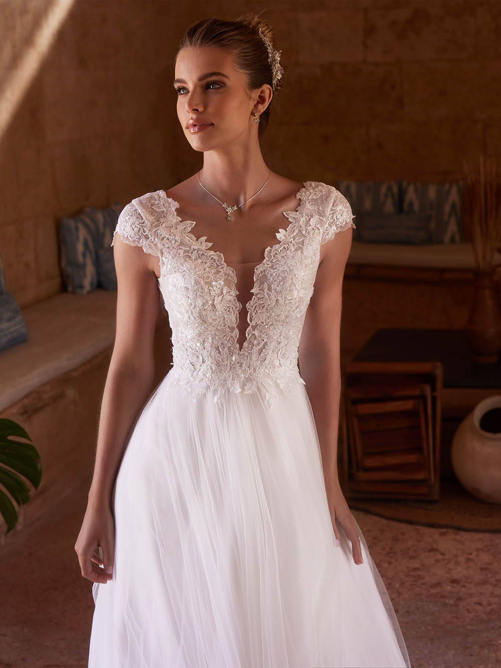 Langärmelige Brautkleider für die Braut, Brautkleider mit V-Ausschnitt, Spitzentüll, Brautkleider für Frauen mit Schleppe