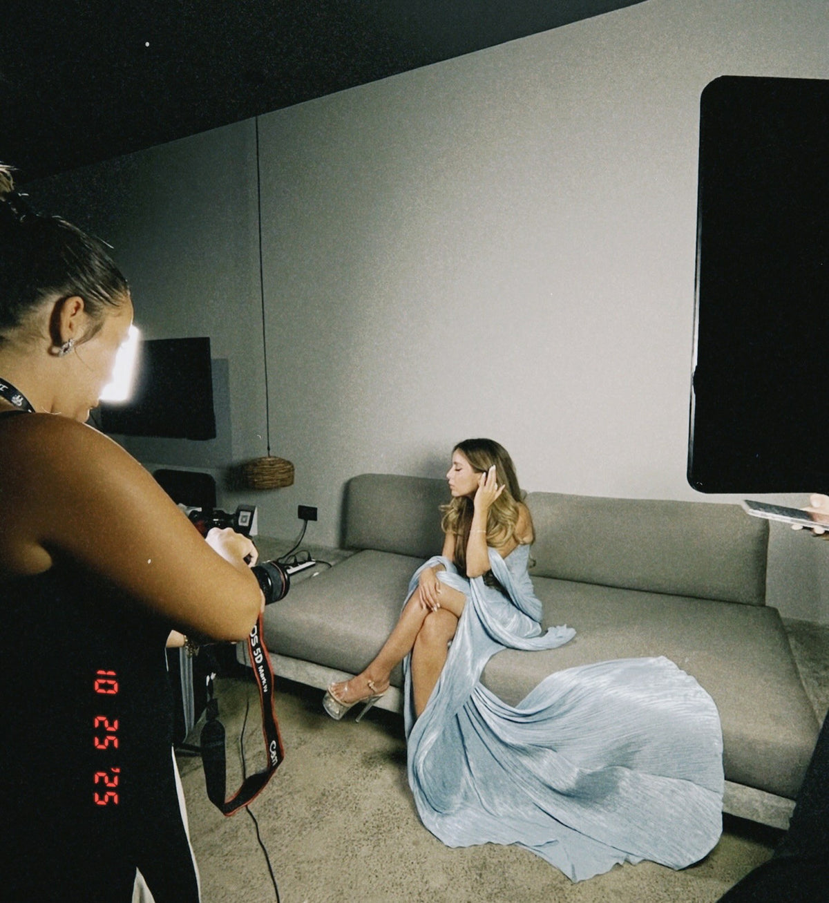 Long Bodycon Prom Dress Strapless Slit Evening Formal Gown with Shawl Ms26041461